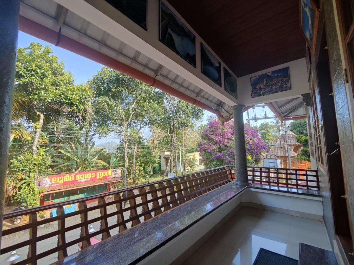 מונאר Mangalappillil Homestay מראה חיצוני תמונה