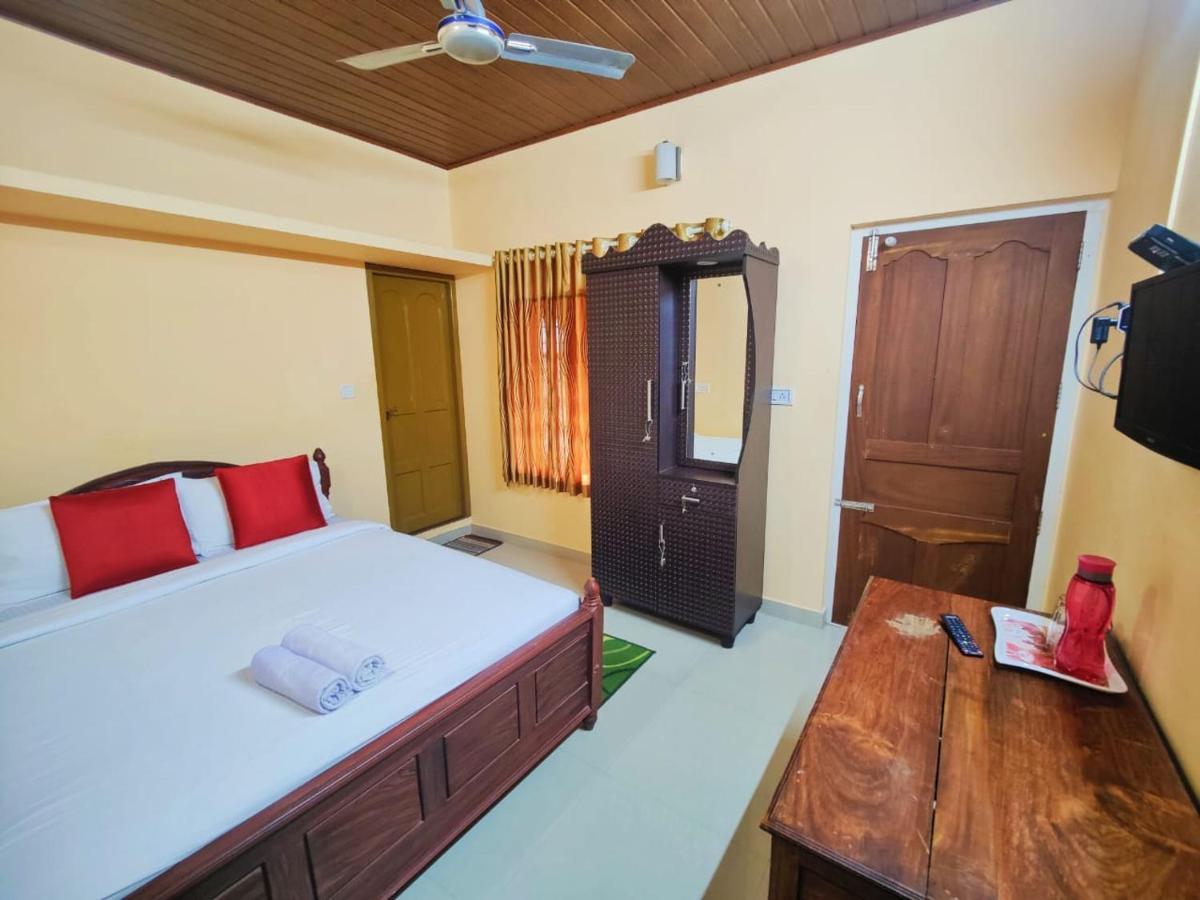 מונאר Mangalappillil Homestay מראה חיצוני תמונה