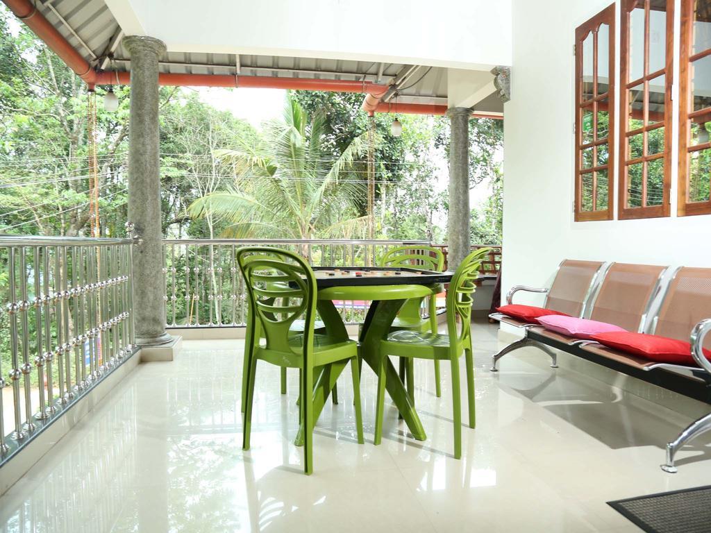 מונאר Mangalappillil Homestay מראה חיצוני תמונה