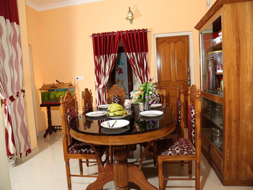 מונאר Mangalappillil Homestay מראה חיצוני תמונה