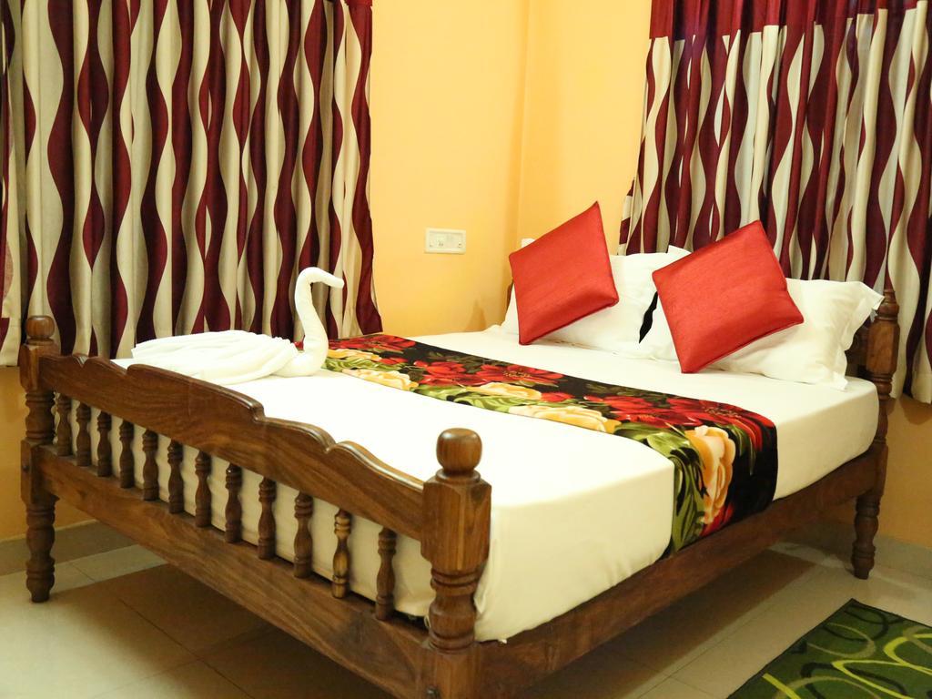מונאר Mangalappillil Homestay מראה חיצוני תמונה